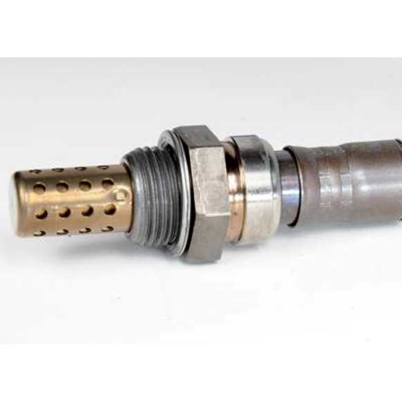 213-4537 Before Catalytic Converter GM Original Equipment Series Oxygen Sensor, Sold individually 4-wire