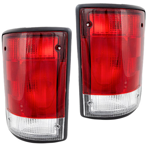 2003 Ford Excursion - Driver and Passenger Side Halogen Tail Light, Without bulb(s), OE Replacement