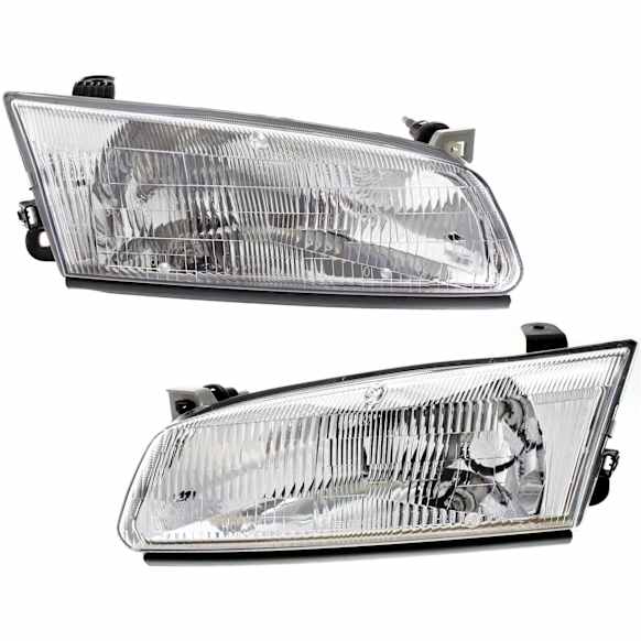 1998 Toyota Camry - Driver and Passenger Side Halogen Headlight, With bulb(s), OE Replacement