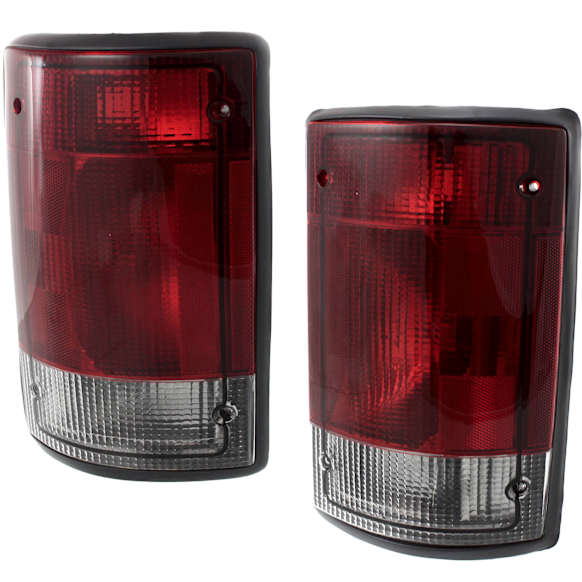 2005 Ford E-150 - Driver and Passenger Side Halogen Tail Light, With bulb(s), OE Replacement