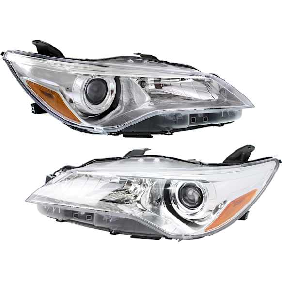 2015 Toyota Camry - Driver and Passenger Side Halogen Headlight, With bulb(s), OE Replacement