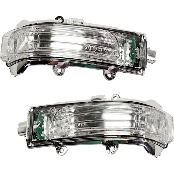 Driver and Passenger Side Mirror Turn Signal Light