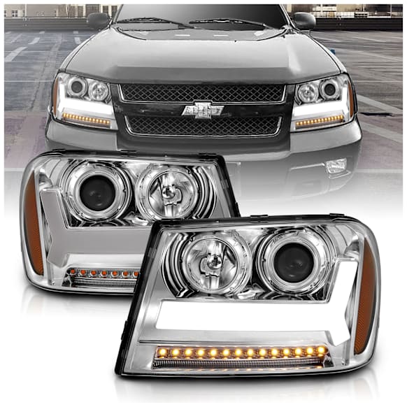 111391 Driver and Passenger Side Halogen Headlight, With bulb(s), Clear Lens, Chrome Interior, Projector Series