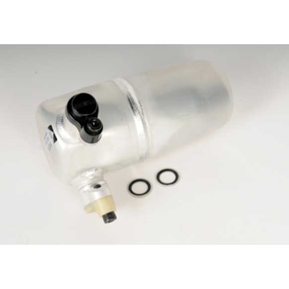 15-10079 A/C Accumulator - Direct Fit, Sold Individually