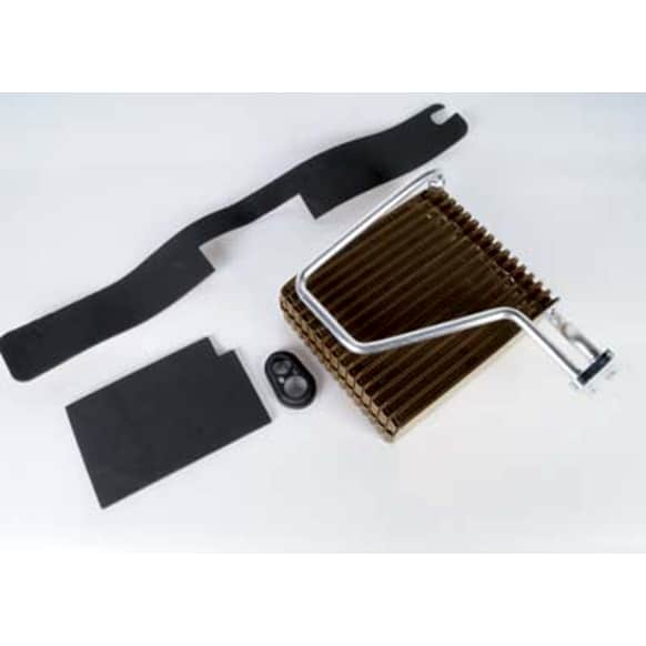 2004 Chevrolet SSR - A/C Evaporator