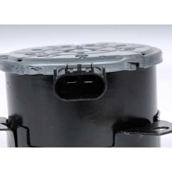2013 GMC Yukon - Fan Motor, engdesig: LMG, engvin: 0, 1st Design; 3.42R(GU6), Enhanced Cooling Package(K5L); 9-Blade Rimmed Fan - 700 Watt; Use On 7/9 Blade Fan Setup; For 5/5 Blade 2nd Des See 20903474, Factory Finish, Kit, GM Original Equipment Series