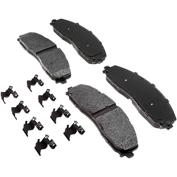 2022 Ford F-350 Super Duty - Front Brake Pad Set, 7.3L 8Cyl