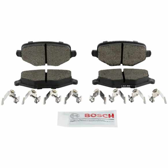 2015 Dodge Grand Caravan - Rear Ceramic Brake Pad Set, 3.6L 6Cyl, Without Heavy Duty Brakes, Blue Series
