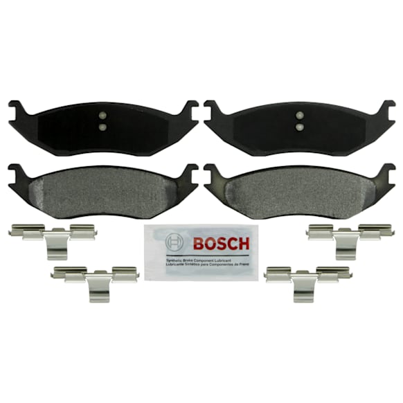 2004 Dodge Durango - Rear Semi-metallic Brake Pad Set, 5.7L 8Cyl, Severe Duty Series
