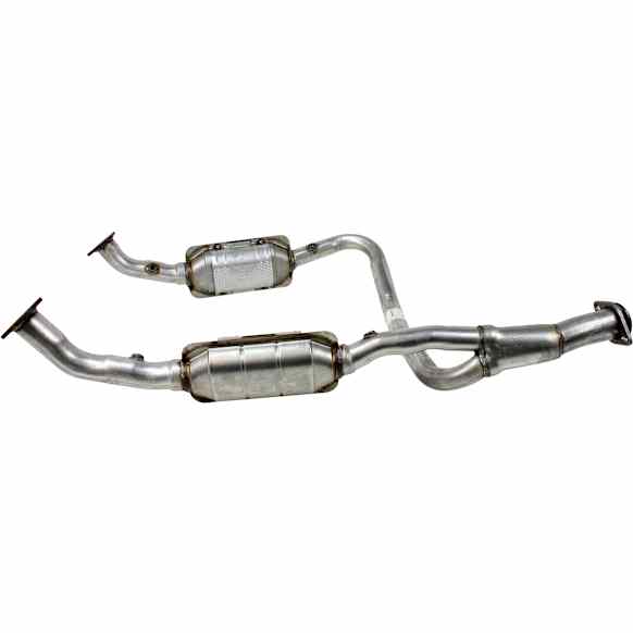 17071 Front Catalytic Converter, Federal EPA Standard, 46-State Legal (Cannot ship to CA, CO, NY or ME), Standard Series, Direct Fit