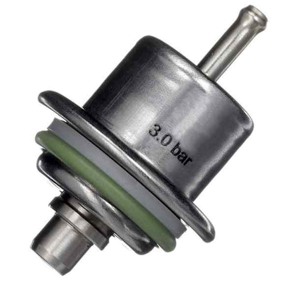 1999 Jaguar Vanden Plas - Fuel Pressure Regulator