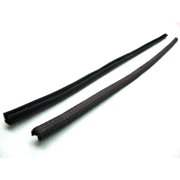 1972 Chevrolet K20 Suburban - Driver and Passenger Side Weatherstrip Kit, Division Bar