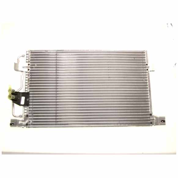 2001 Lincoln Town Car - A/C Condenser, 8 Cyl 4.6L, GPD OE Replacement