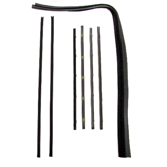 WFK 1111 67 C Direct Fit Beltline Molding, Kit