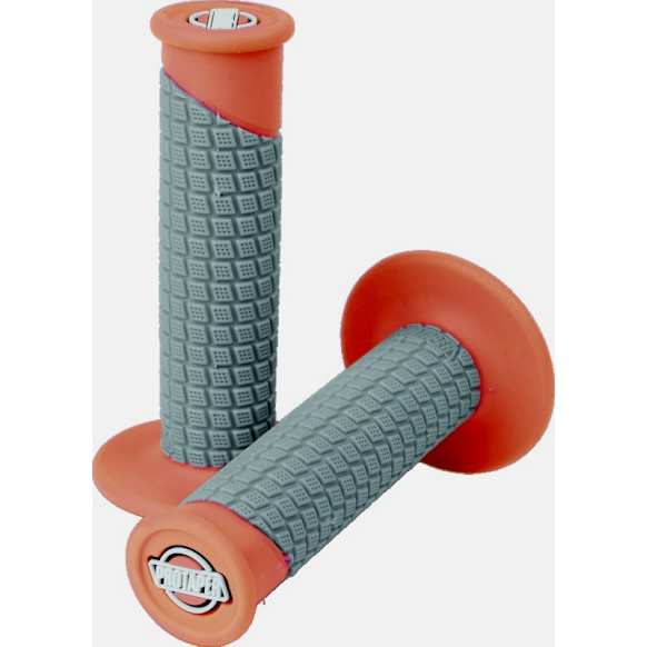 021677 Universal Motorcycle Grip