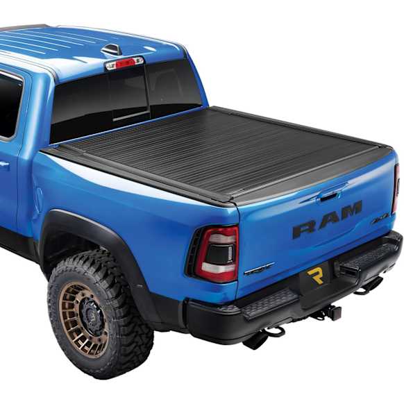 30481 IX Series Hard Retractable Tonneau Cover, Aluminum Fits Approx. 5 ft. 6 in. Bed