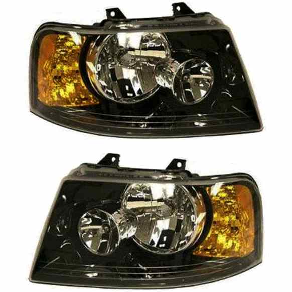 Driver and Passenger Side Halogen Headlight, With bulb(s), OE Replacement