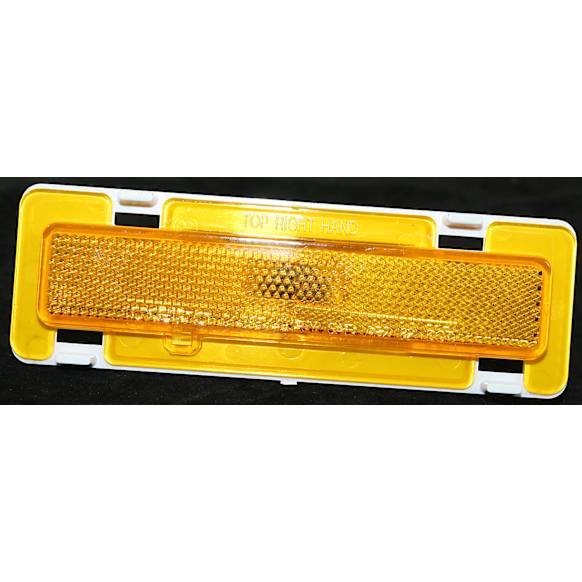 Front, Passenger Side Side Marker Without bulb(s)