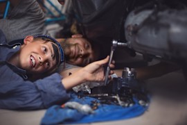 Top 10 Best Gift Ideas for Your Dad’s Pickup Truck this Father’s Day