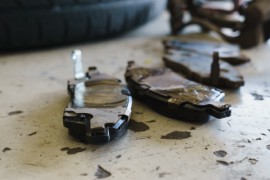 5 Possible Reasons Why Your Car Shakes When Braking