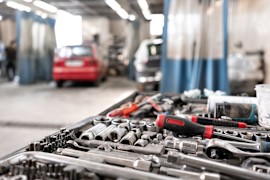 Auto Mechanic Tools &#038; Equipment List: 26 Tools You Need to Fix Cars Right