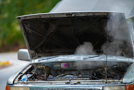 What Type of Damage to Expect From an Overheating Car