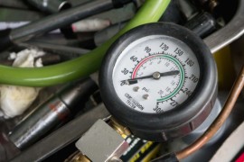 Low Compression Symptoms, Plus FAQ