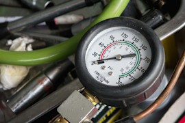 Low Compression Symptoms, Plus FAQ