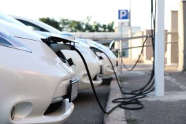 How Big Is the Electric Vehicle Market Share in the US?