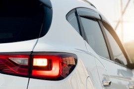 Symptoms of Malfunctioning Hazard and Turn Signal Flashers