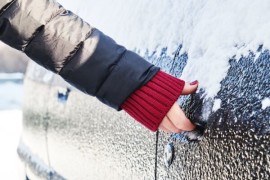 Tips and Tricks on How to Open a Frozen Car Door