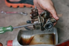 What’s the Difference Between Refurbished and Rebuilt Carburetors?
