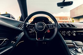 Flat-Bottom Steering Wheels Explained