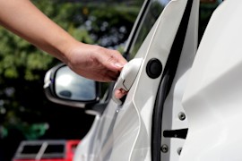 Why Won’t My Car Door Close? Possible Reasons and Fixes
