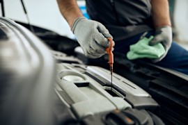 How to Check the Oil Pressure Manually