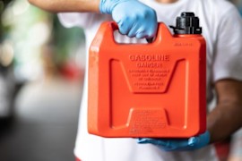 Car Gasoline Containers: How to Use, Fill, Transport, and Dispose Them