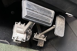 Car Pedal Extenders: How They Work, Who Needs Them, and Pros and Cons