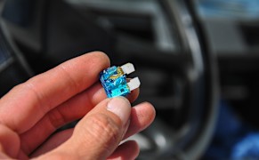 What Does a Blown Car Fuse Look Like?