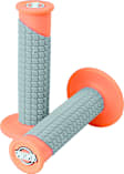 021677 Universal Motorcycle Grip