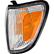 1650738 Front, Driver Side Turn Signal Light, With bulb(s)