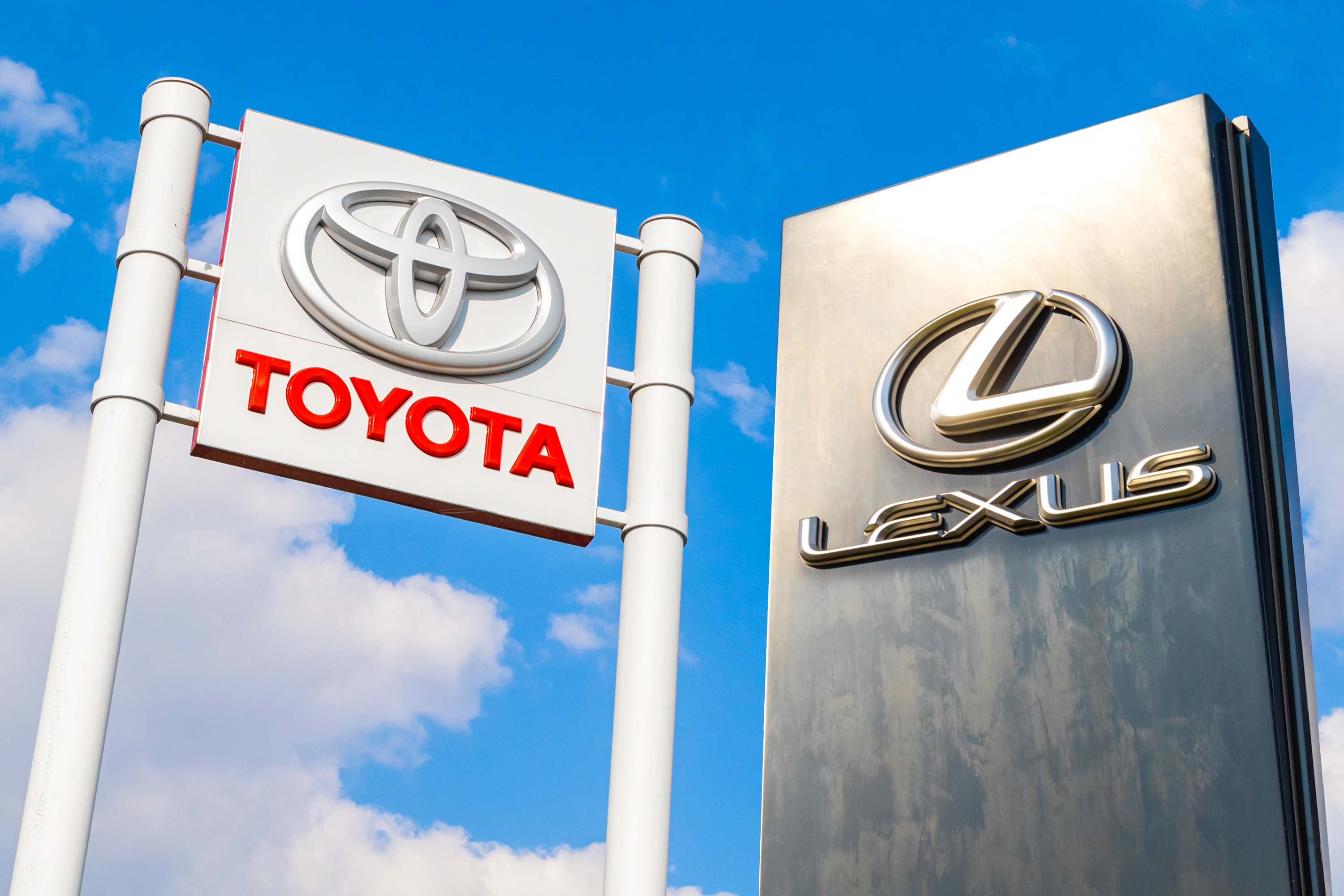 toyota lexus