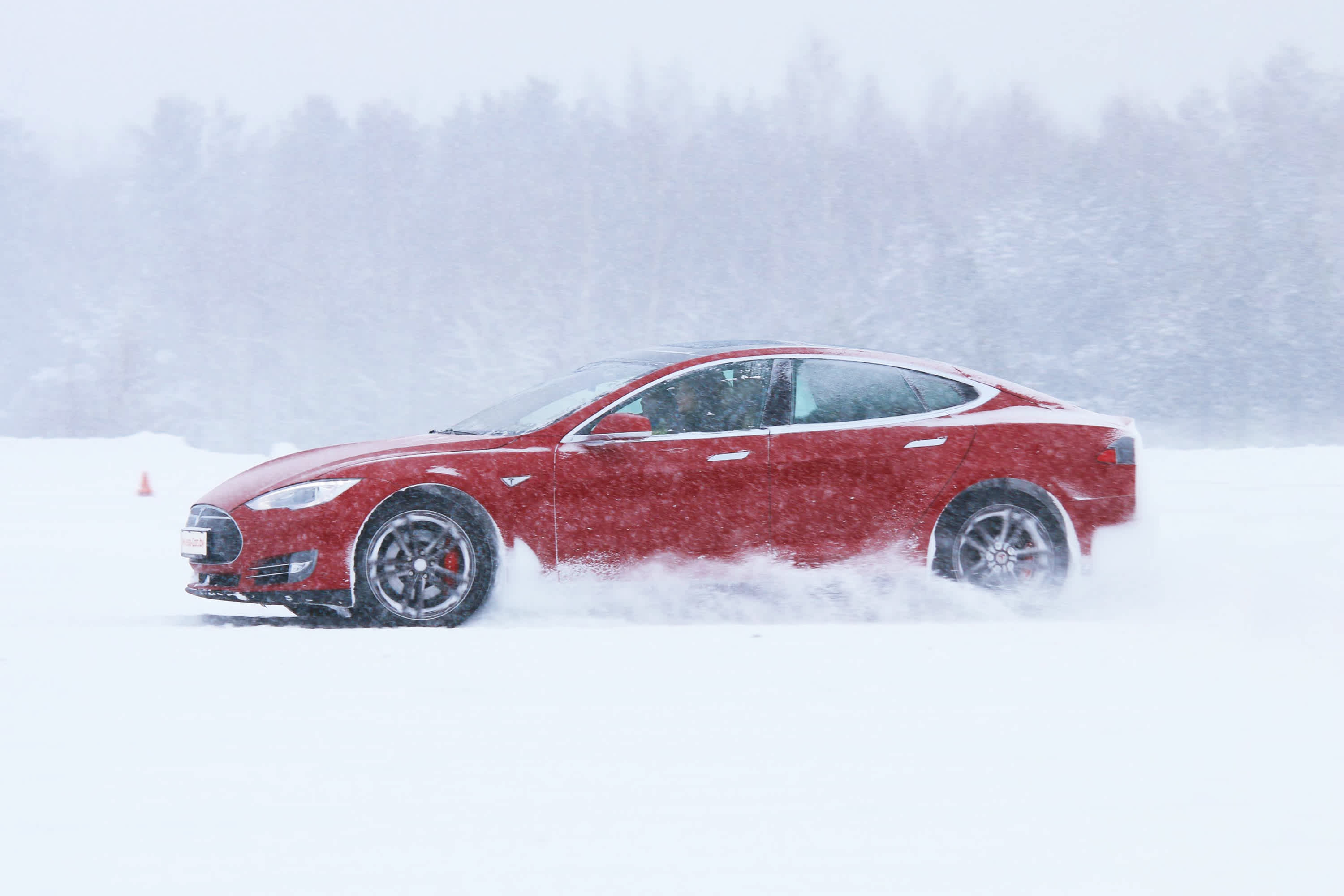 Electric Car in Cold Weather