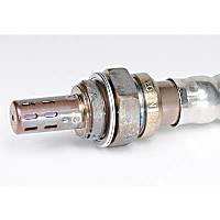 213-3138 Center GM Original Equipment Series Oxygen Sensor, Sold individually 4-wire