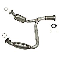645186 Catalytic Converter, Federal EPA Standard, 46-State Legal (Cannot ship to or be used in vehicles originally purchased in CA, CO, NY or ME), Direct Fit