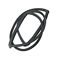 WCR 635 D Front Windshield Molding