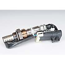 Before Catalytic Converter Oxygen Sensor, Heated, In Exh Manifold/Crossover)(3-Wire, Sold individually, 6 Cyl 3.8L, GM Original Equipment Series