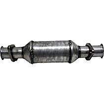 Rear Catalytic Converter, Federal EPA Standard, 46-State Legal (Cannot ship to CA, CO, NY or ME), Exact Fit Series