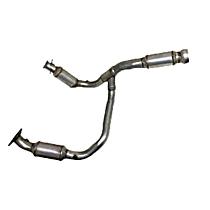 Front Catalytic Converter, 8 Cyl 6.2L, Federal EPA Standard, 46-State Legal (Cannot ship to CA, CO, NY or ME), Exact Fit Series