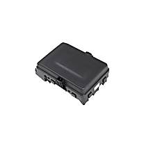 68467637AA Direct Fit Power Distribution Block Connector