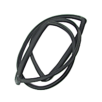 WCR 635 D Front Windshield Molding